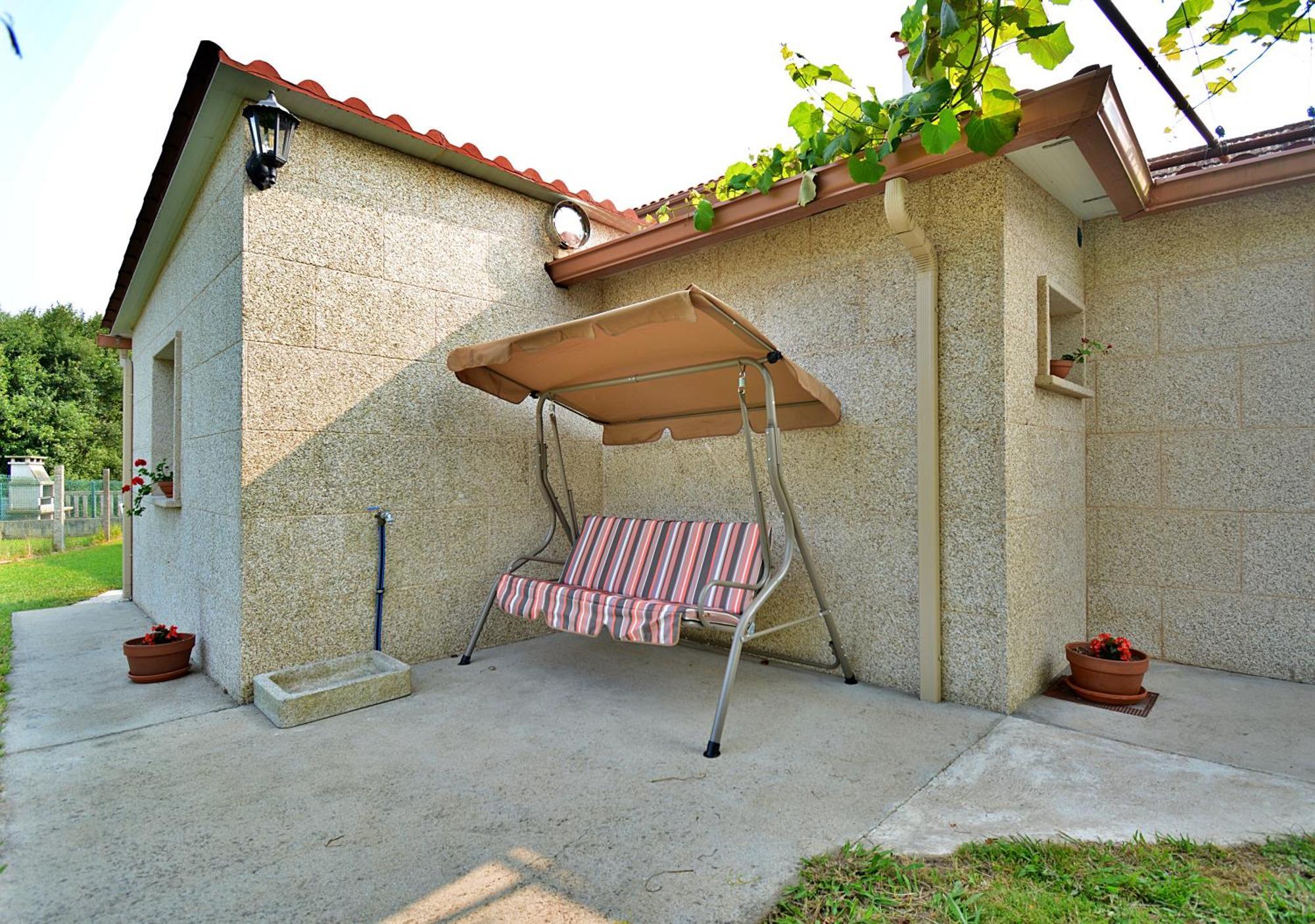 Galihost - Casa Con Jardin En Pontevedra Villa Exterior photo